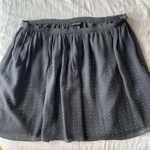 Club Monaco Sz 2 Silk Mini Skirt in Grey w/ detail